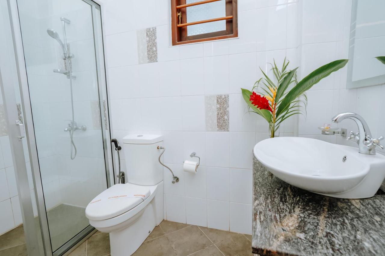 Blue Sky Beach Resort Unawatuna Dış mekan fotoğraf